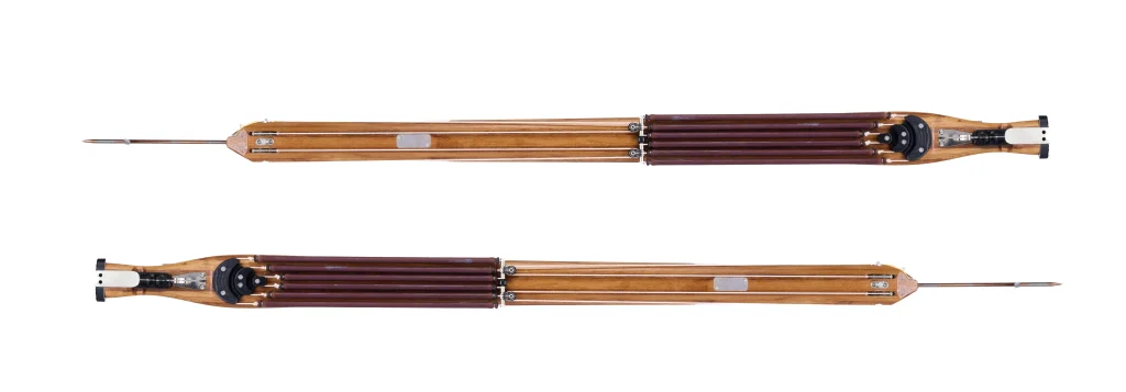 Rogennie Classic Series teak wood speargun for reef hunting.